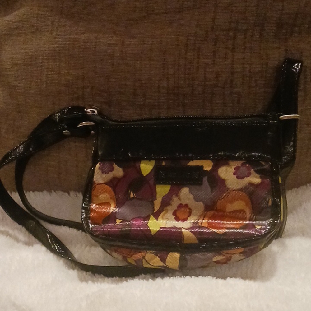 Relic Black Crossbody Bag with Two Compartments and Textured Finish